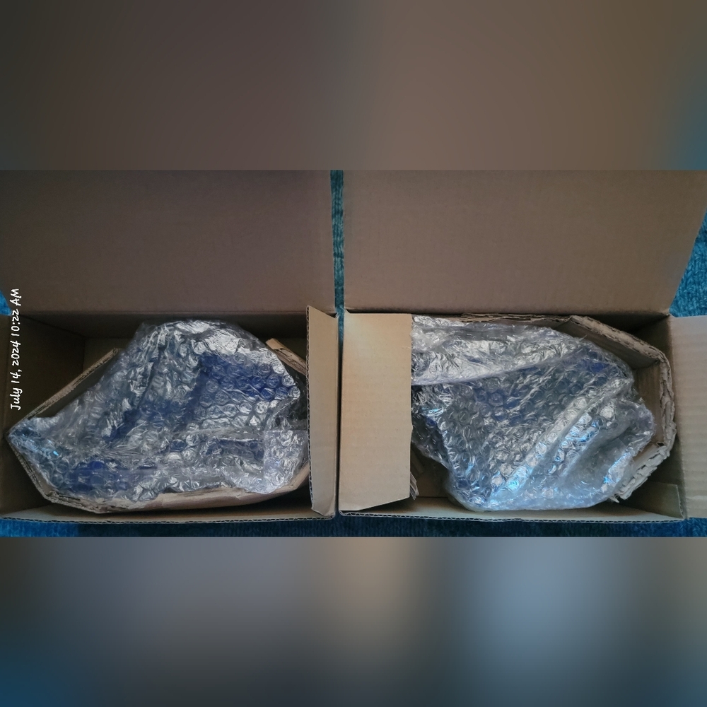 BNIB Front Bumper Driving Fog Lights for Lexus - Picture 2 of 3